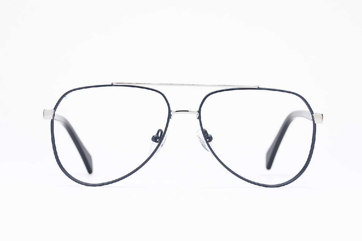 M&S Opticians S190091